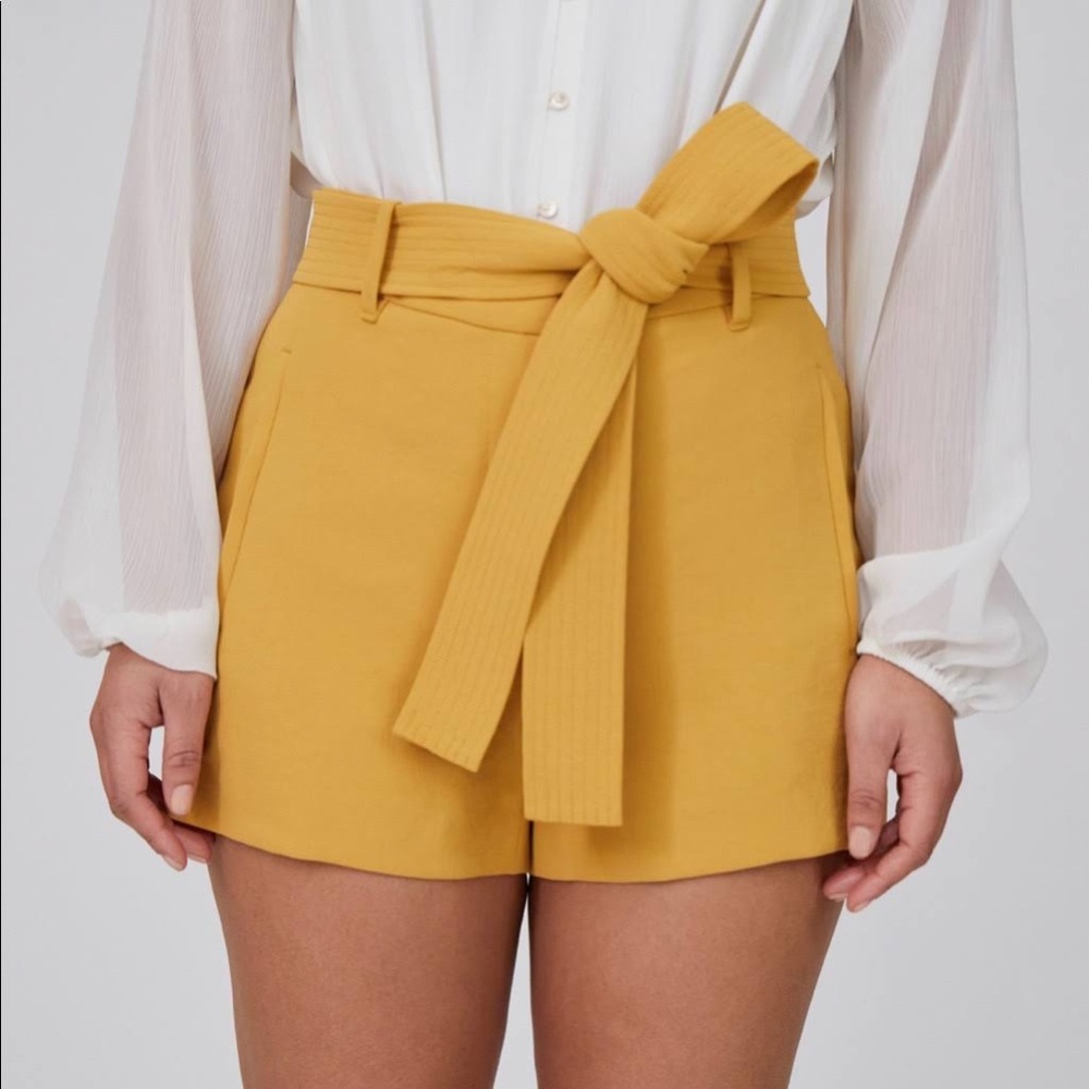 Wilfred size 0 shorts
